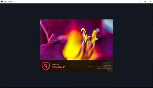 Topaz Studio��ɫ������