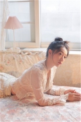 ӣ����ɫ�����